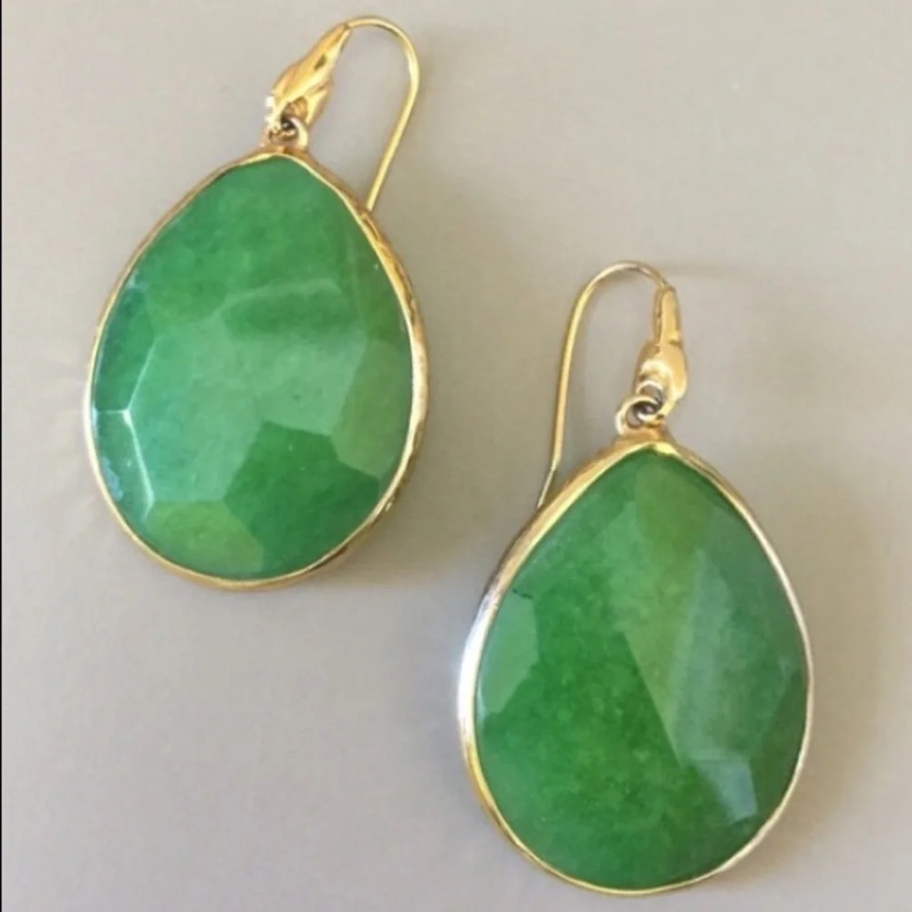 :: Stella & Dot |🍀⚜️Jade Green + Gold Serenity Glass Drop Earrings Retir… - Picture 7 of 7